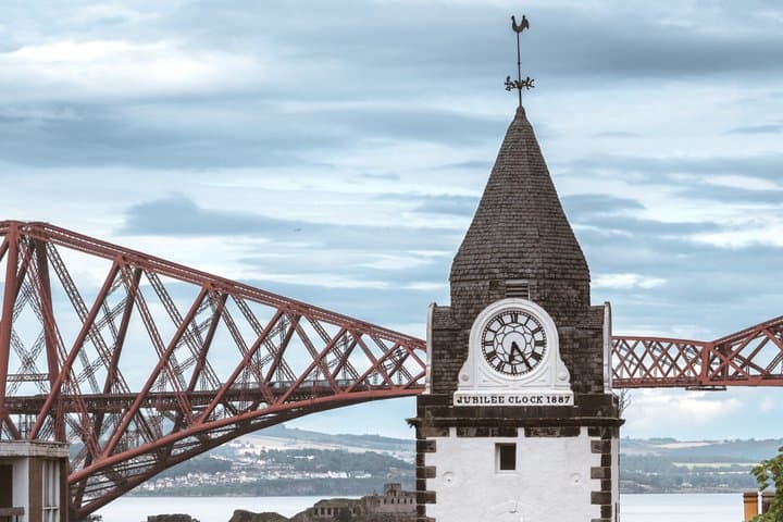 South Queensferry & Three Bridges Cruise. Small group