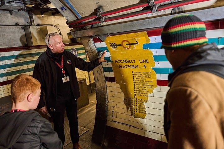 Hidden Tube Walking Tour - Holborn: The Secret Platforms