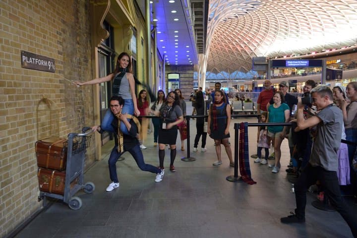 Harry Potter Film Locations Walking Tour + Ebook