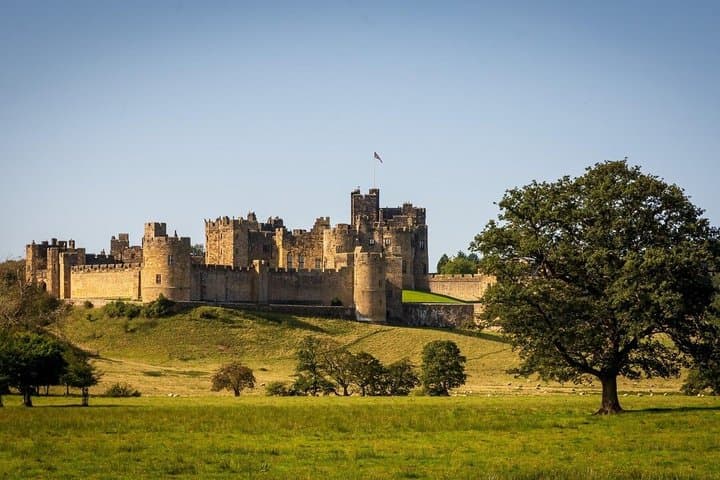 Northumberland Castles Full Day Private Tour with Transport