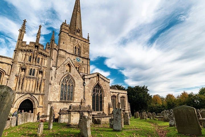 Cotswolds Private Tour to Windrush Valley and Minster Lovell
