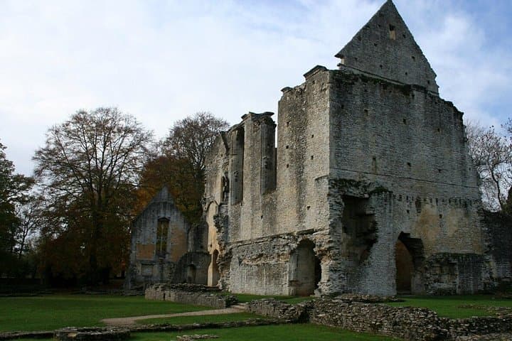 Cotswolds Private Tour to Windrush Valley and Minster Lovell