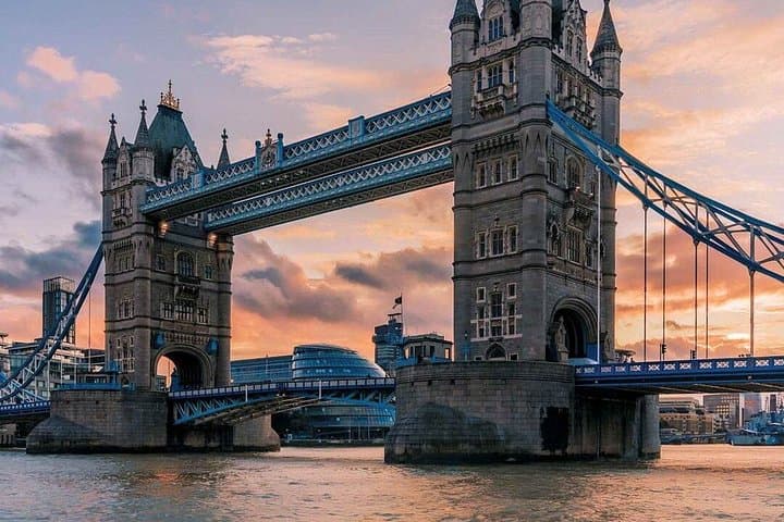 London St Pancras Private Departure Taxi From London City Hotel