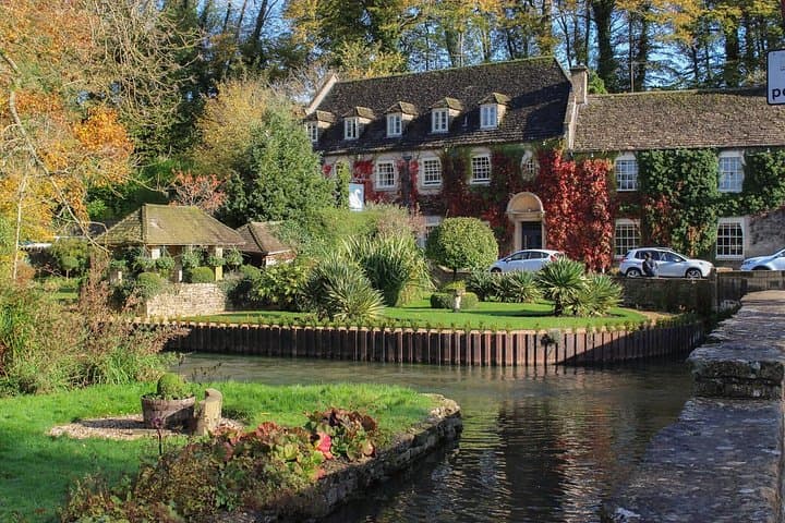 Cotswolds in a Day Private Tour from London with Hotel Pickup