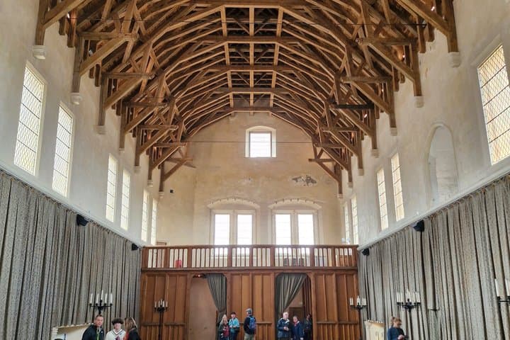 Stirling Castle & Glasgow with optional Whisky Bar Walking Tour