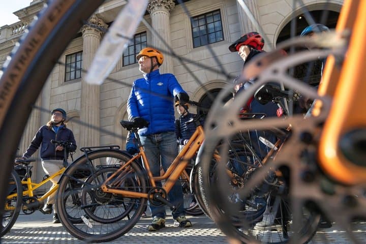Original e-Bike Tour: Smugglers & City Builders