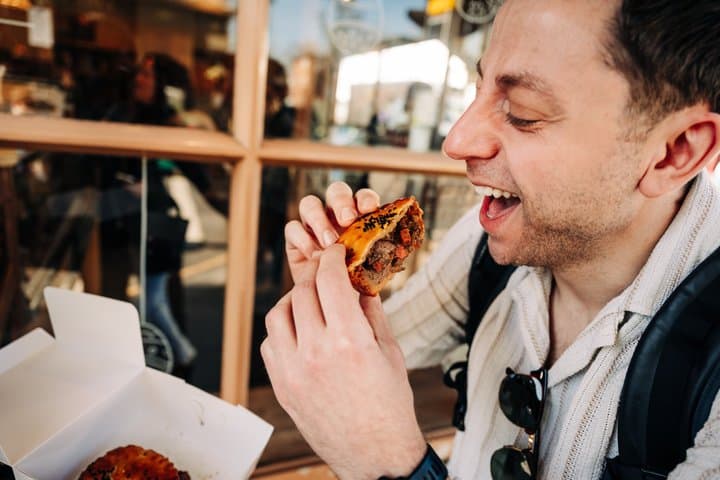 Eating London: Notting Hill Food and Walking Tour