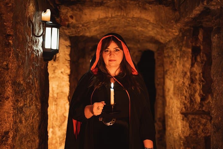 Multi-Sensory Haunted Underground Vaults Tour in Edinburgh