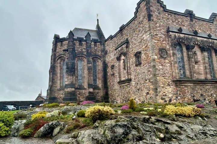 Guided Tour of Edinburgh Castle with Admission
