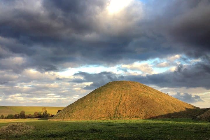 Avebury & Silbury Hill: Stonehenge’s Massive Neolithic Brother