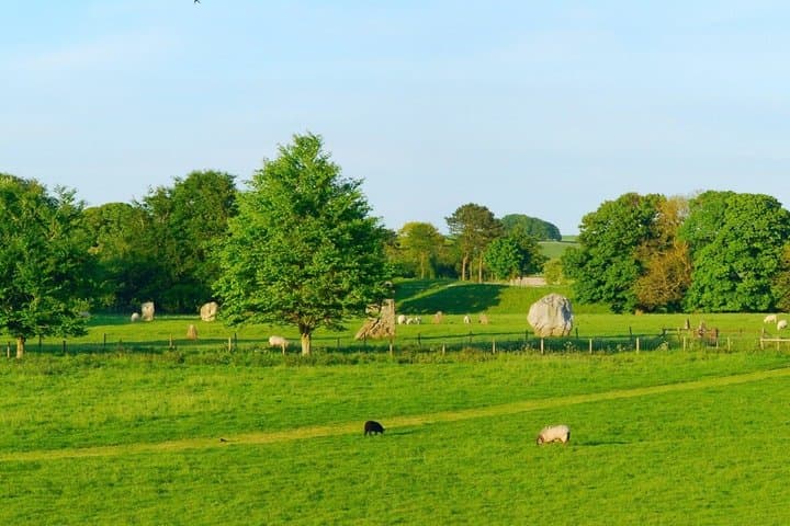 Avebury & Silbury Hill: Stonehenge’s Massive Neolithic Brother