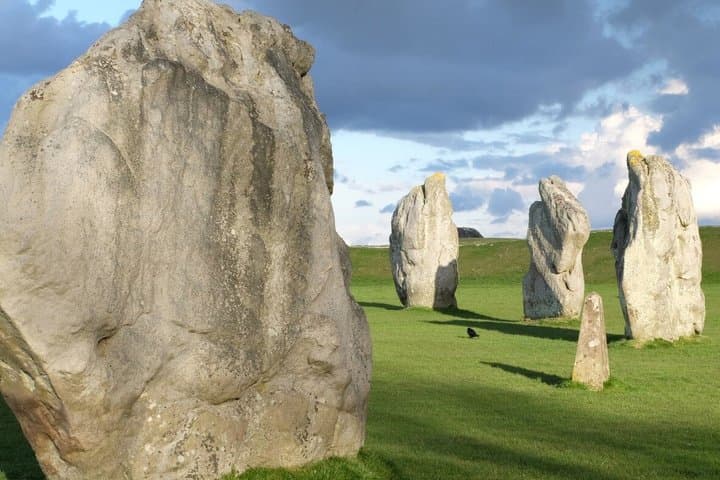 Avebury & Silbury Hill: Stonehenge’s Massive Neolithic Brother
