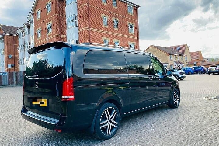 A1 Luxury Van from Central London to Heathrow Airport LHR