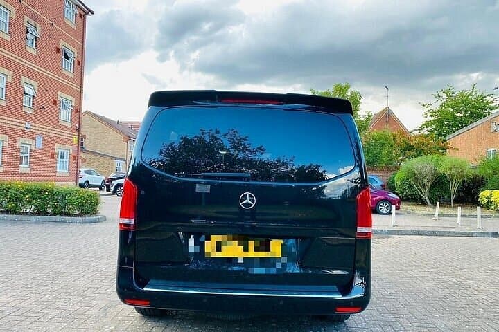 A1 Luxury Van from Central London to Heathrow Airport LHR