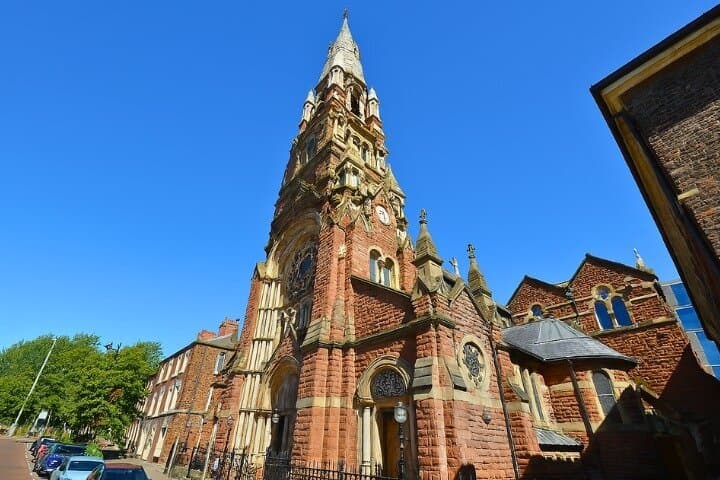 Belfast Troubles Self Guided Walking Tour with an APP