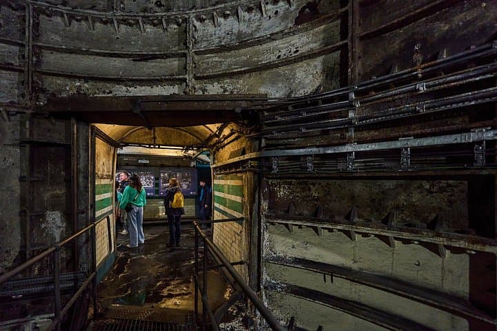Hidden Tube Walking Tour of Piccadilly Circus Station