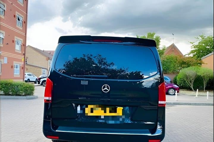 A1 Luxury Van from central london to Stansted Airport STN