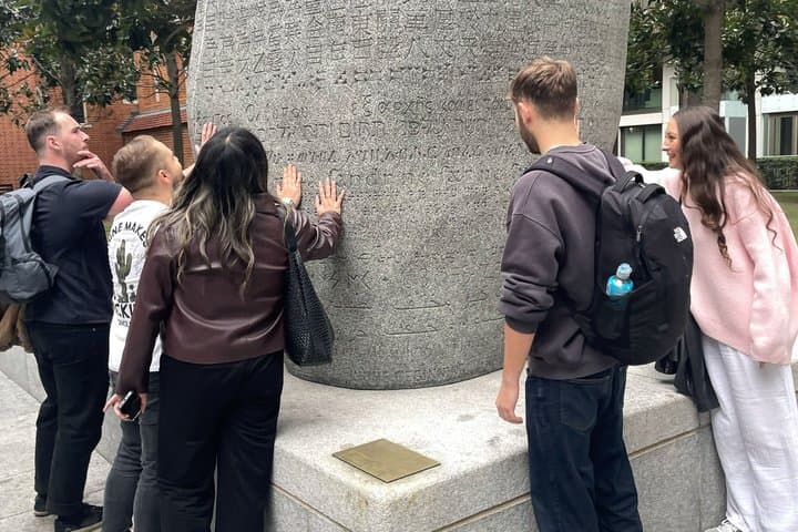 Asian Street Food Treasure Hunt and Self-Guided Tour in London
