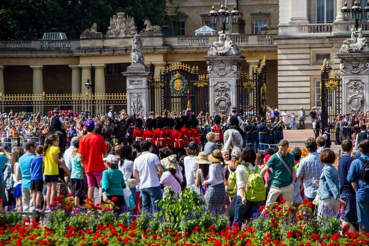 London Changing of the Guard Guided Tour