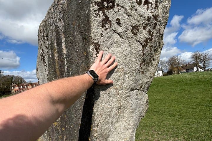 Avebury Stone Circles & Cotswold village Day Trip from Bath