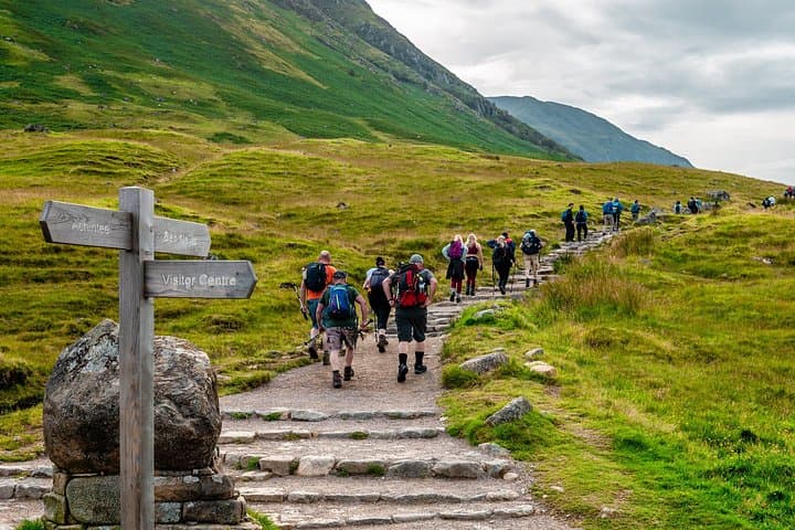 Private Shore Tour of Glenfinnan & Glen Nevis Mountains