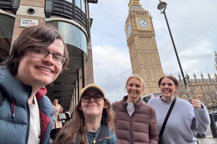 London Adventure & Tag Game