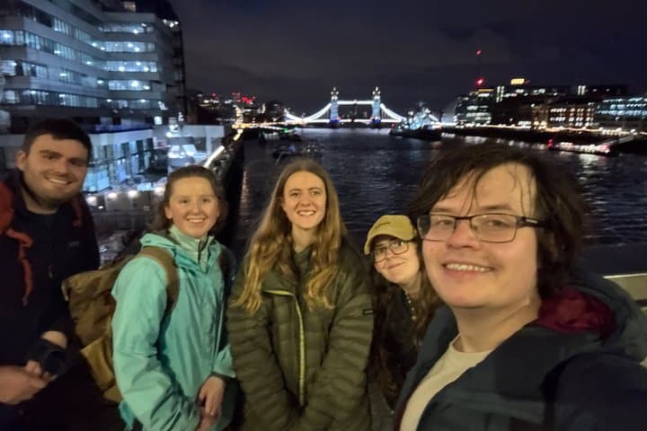 London Adventure & Tag Game