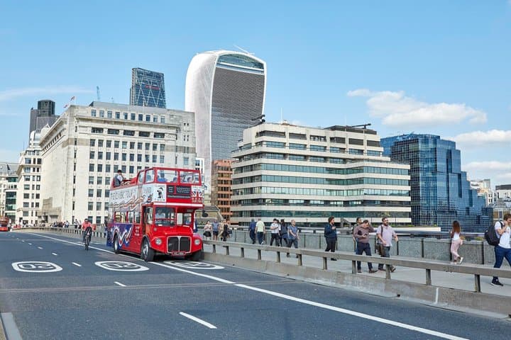 London Vintage Open Top Bus Tour with Live Guide