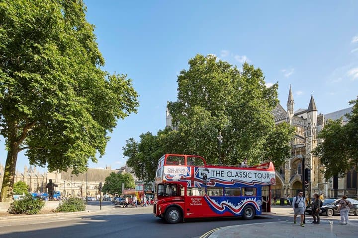 London Vintage Open Top Bus Tour with Live Guide