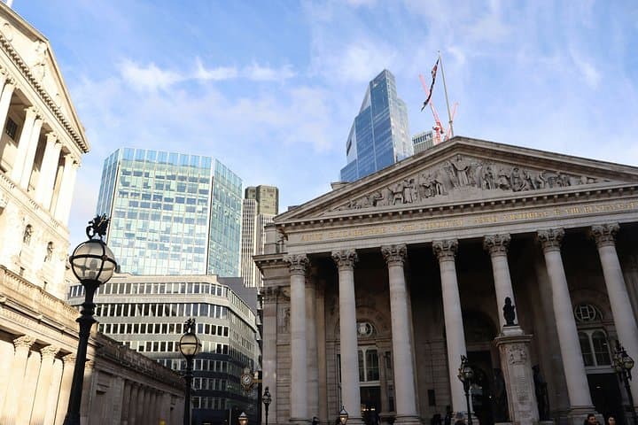 Ancient London Tour Explore the Old City with Italian Guide