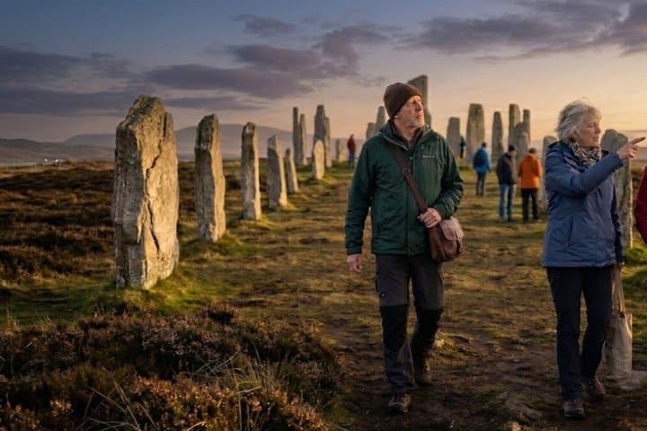 Private Walking Tour in Callanish Stone Circles Heritages