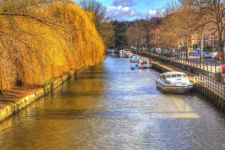 Norwich Essentials: Cathedral, Elm Hill, Castle and Riverside