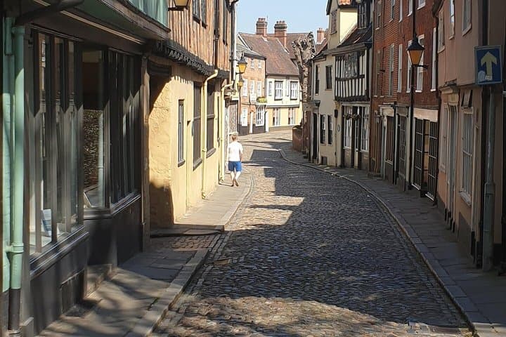 Norwich Essentials: Cathedral, Elm Hill, Castle and Riverside