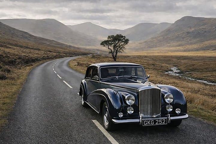 Glencoe Visitor Centre Classic Car Tour