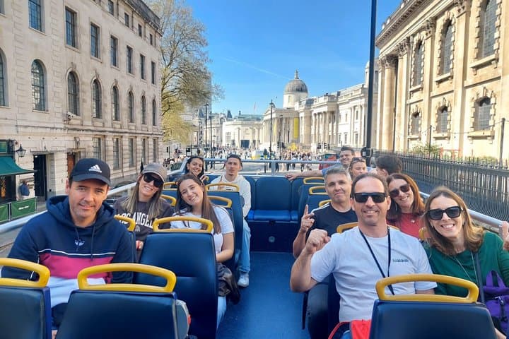 London at Night Sightseeing Tour by Open-Top Bus with Live Guide