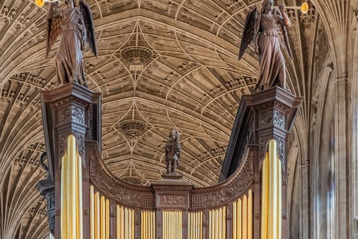 Mandarin: Cambridge Alumni Walking Tour and King College Entry