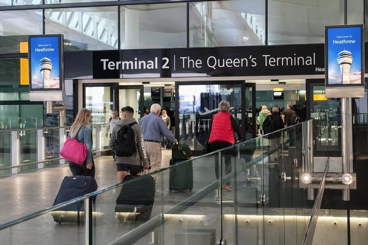 Tilbury Cruise Terminal to Heathrow Airport Private Arrival Transfer