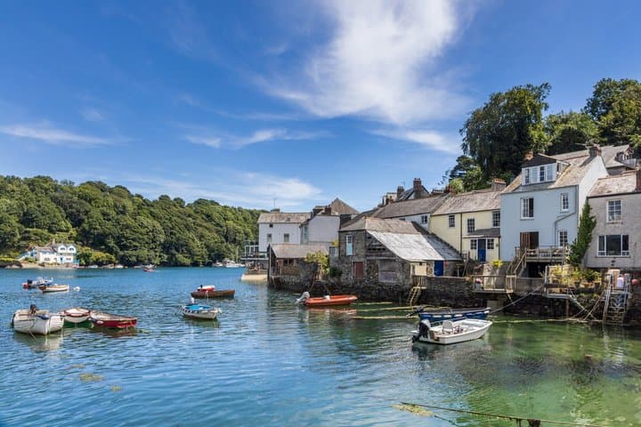 Cornish Smugglers’ Secrets – Private Shore Tour from Falmouth