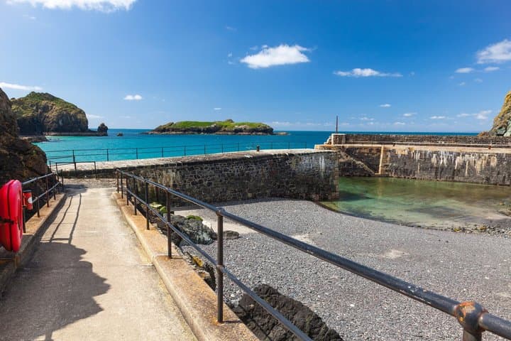 Falmouth & Lizard Peninsula Discovery – Private Shore Tour