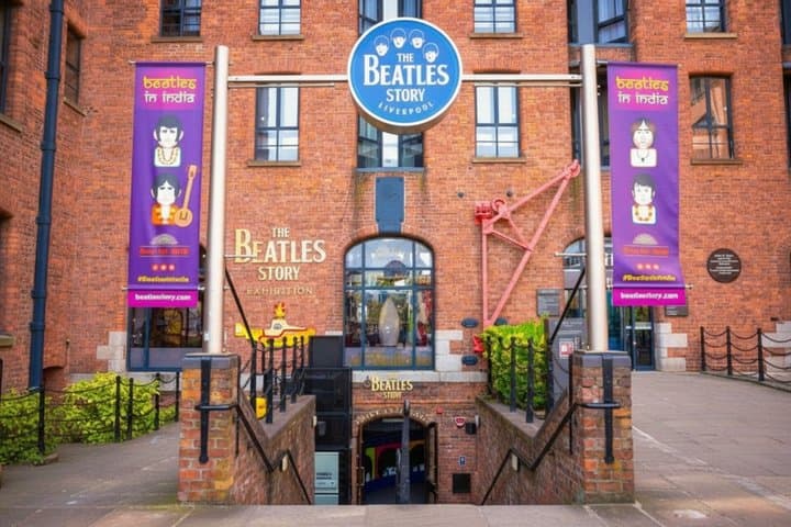 Liverpool Old Town Highlights Private Guided Walking Tour