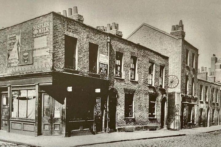 Jack the Ripper Walking Tour in Whitechapel