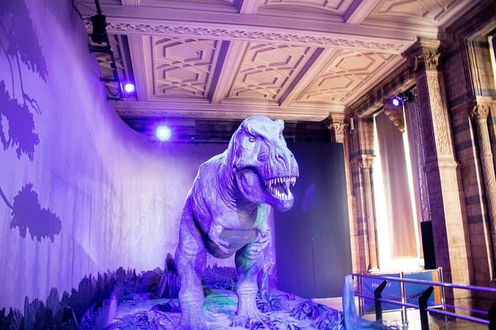 London 2h Natural History Museum Guided Tour with Priority Entry