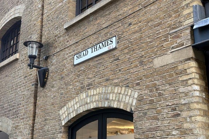 Secret Streets Self Guided Treasure Hunt in Tower Bridge