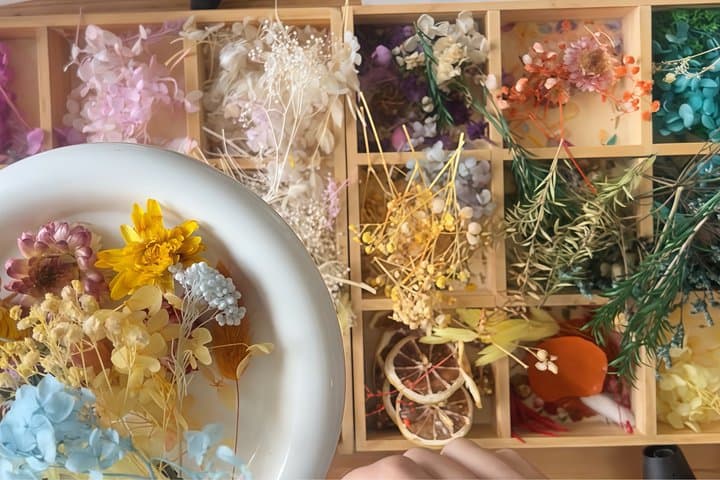 Floral Embossed Candle Workshop in London
