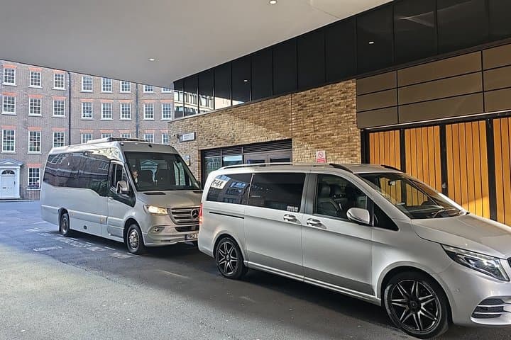 Chauffeur Limo Service From London any Hotels to Heathrow Airport