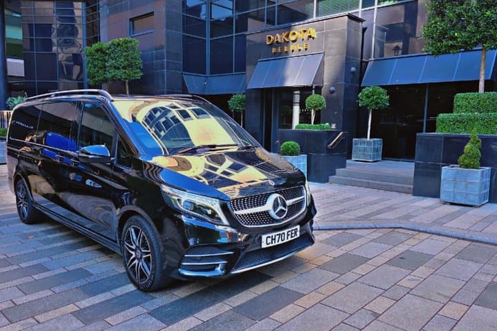 Private Chauffeur London City Airport to/from any London Hotels