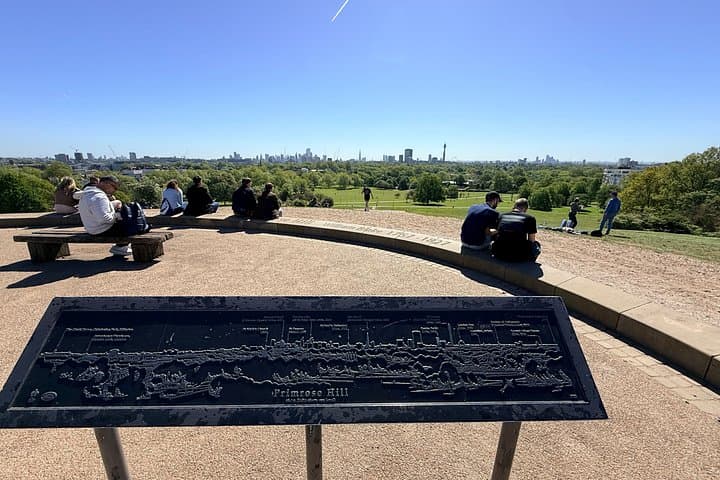 London - Camden: Regent’s Park and Primrose Hill Walking Tour