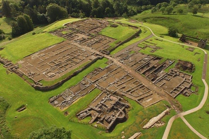 Hadrians Wall and Corbridge Private Full Day Tour