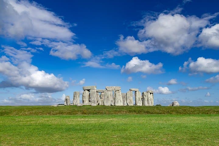 Stonehenge Highlights Private Shore Tour from Southampton Port