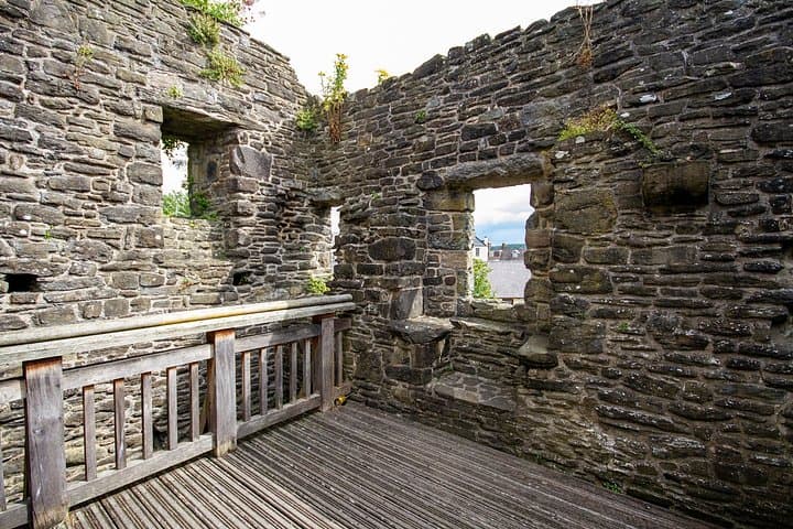 Welsh Castles & Coastline Private Shore Tour from Liverpool Port